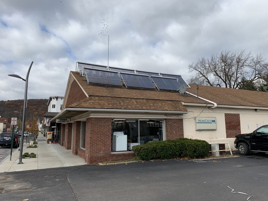 IGS installed a solar hot water system on PV Waldron's, Sidney